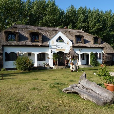 Gedeon Tanya Panzio Guest House Jakabszallas Luaran gambar