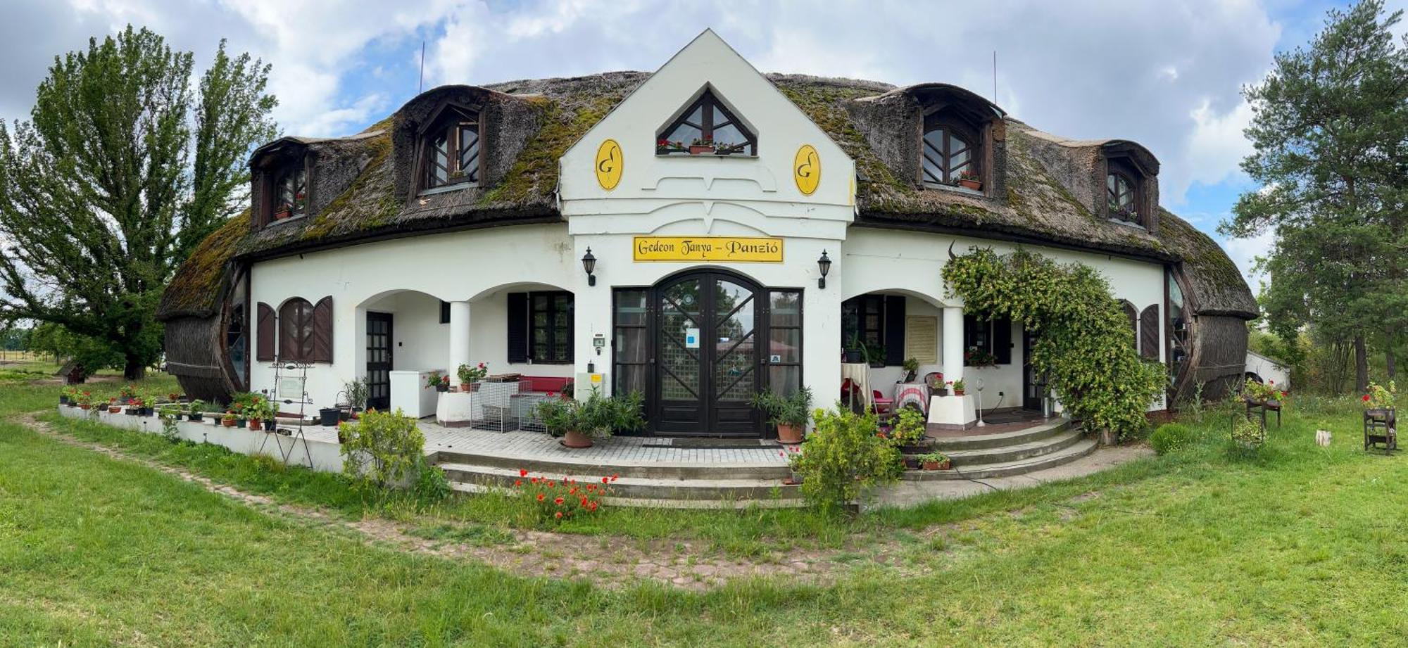 Gedeon Tanya Panzio Guest House Jakabszallas Luaran gambar